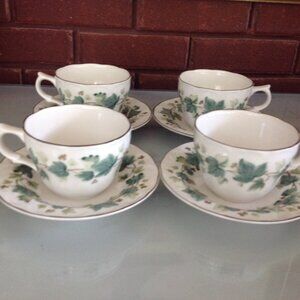 4 Nikko Discontinued Cups & Saucers Casual Living Green Ivy, Brown Berries
